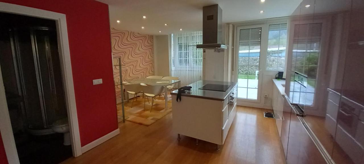 Chalet Con Piscina, Sauna Y Jacuzzi Cerca Del Mar A Media Hora De Bilbao Y Santander El Puente  エクステリア 写真